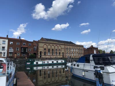 Peaceful Harbourside En Suite with View Main Photo