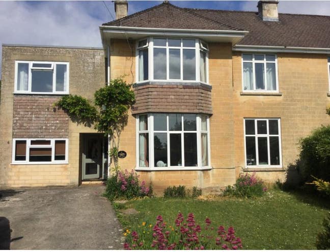 Home share - walk to Bath Uni or free bus to town! Main Photo