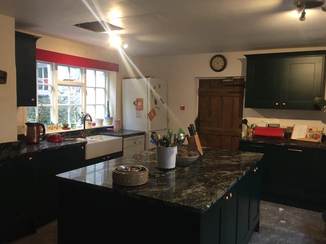  double bedroom in peaceful location  Main Photo