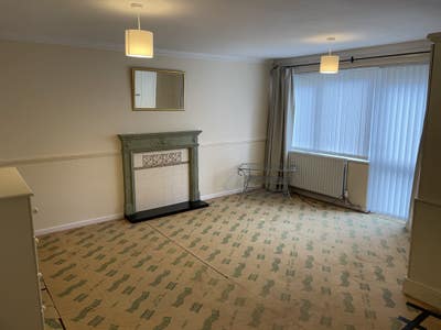 Huge Double Room - Kings X Zone 1  Main Photo