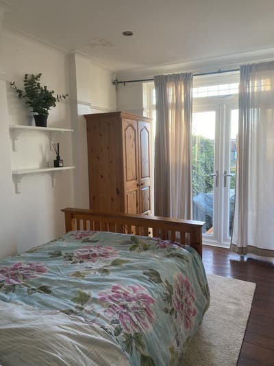 Double Room End of Terrace Victorian Property Main Photo