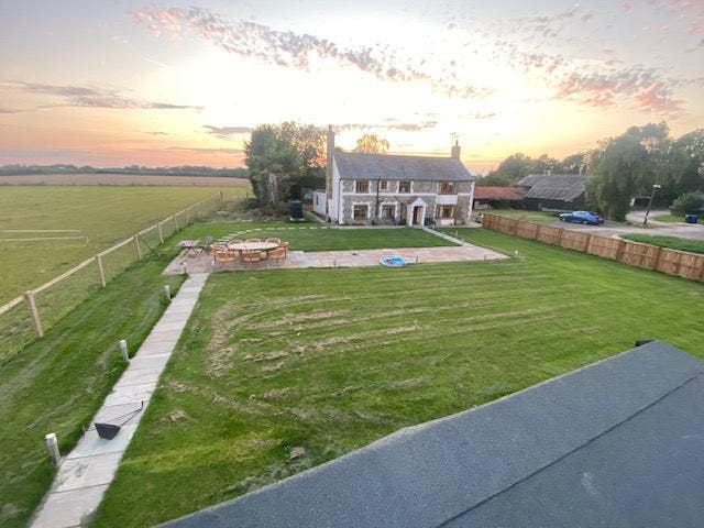 Suffolk country farm house near newmarket/Mildenal Main Photo