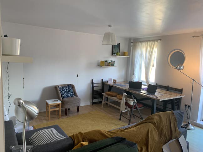 Large double bedroom in bow Main Photo