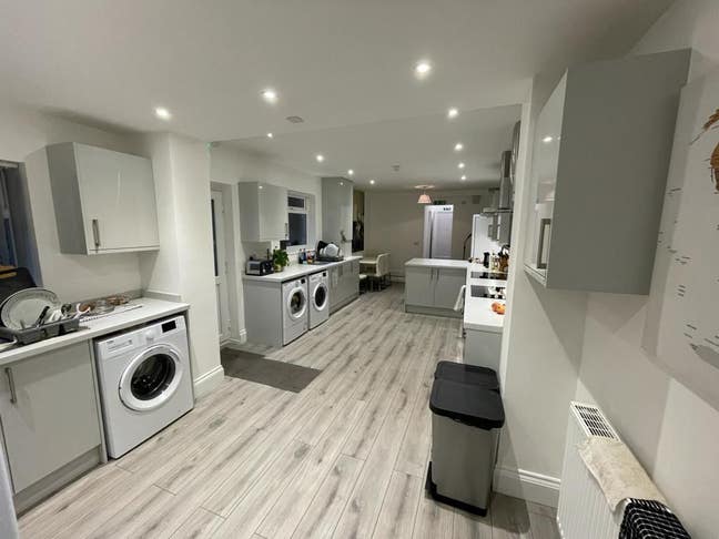 ⭐Luxury En-Suite Room Available! - Albany Street! Main Photo