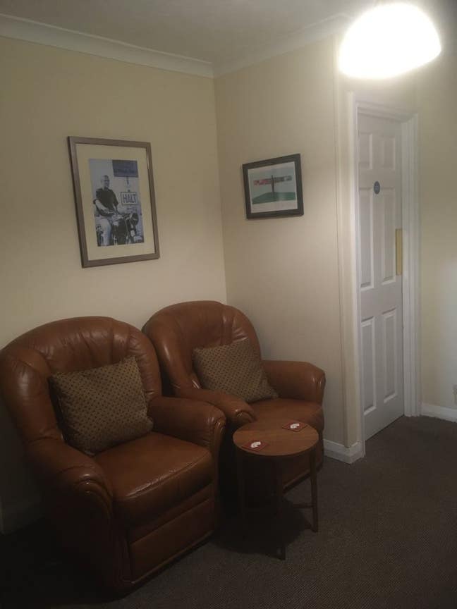 Room To Let - Quiet, Friendly House in Burton Main Photo