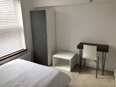 Lovely double room & bathroom CV5 - all incl. &pound;495 Main Photo