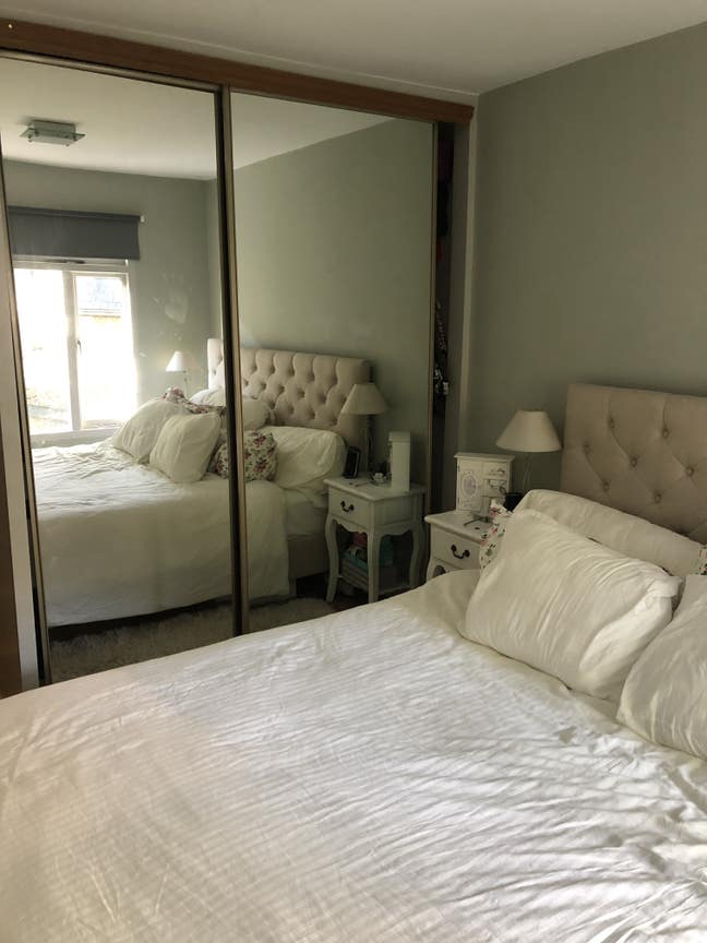 Lovely flat with a bedroom available- Earls Court Main Photo