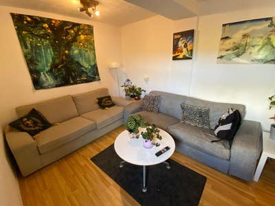 Double room - Cardiff bay! Main Photo