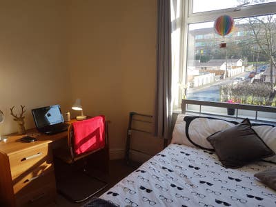 Double room nr Southmead Hospital and Airbus Main Photo