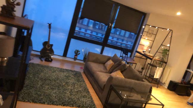 Double Bedroom & Private Bathroom. Bills Included. Main Photo