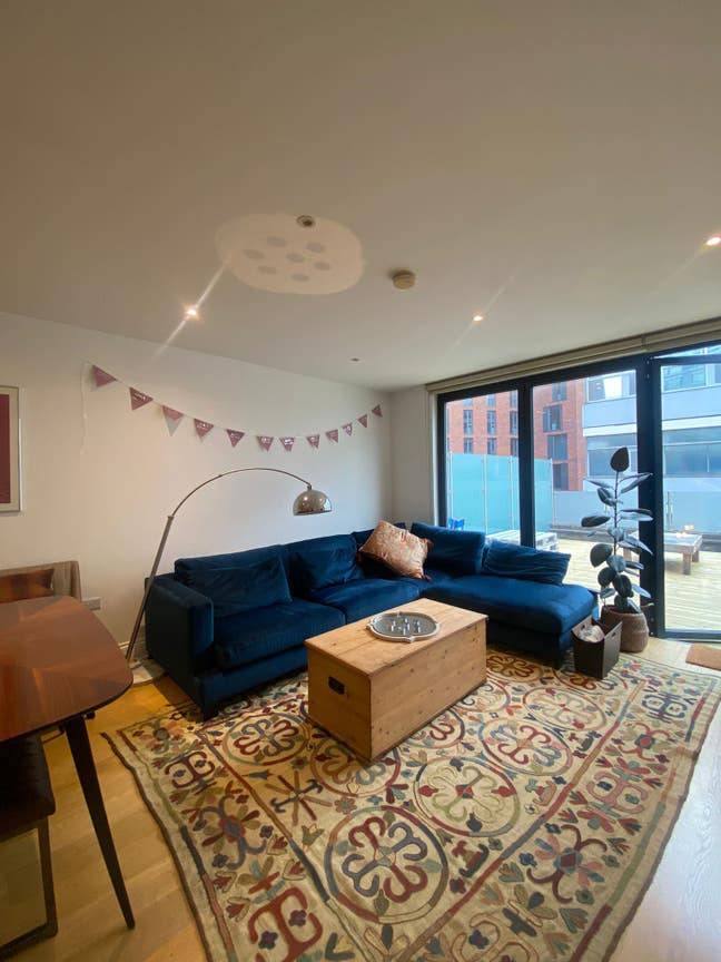 Room in Flat 1 min from OldStreet Main Photo