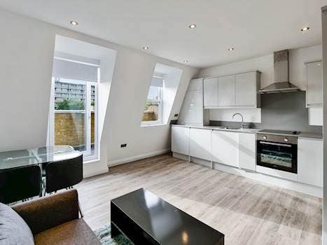 Two  bedroom two bathroom Modern Flat  Main Photo