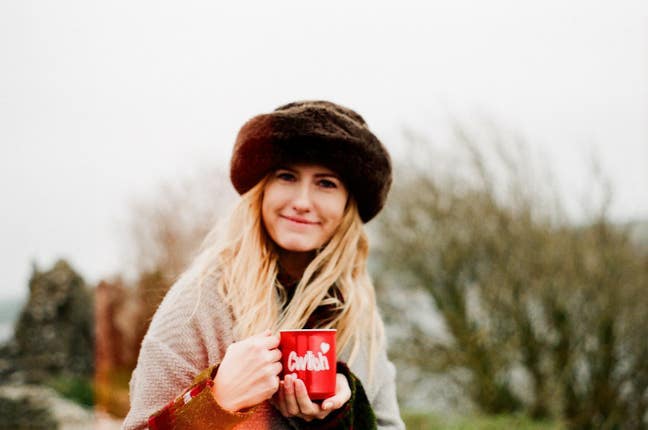 Female looking for private Short-Term Winter let  Main Photo