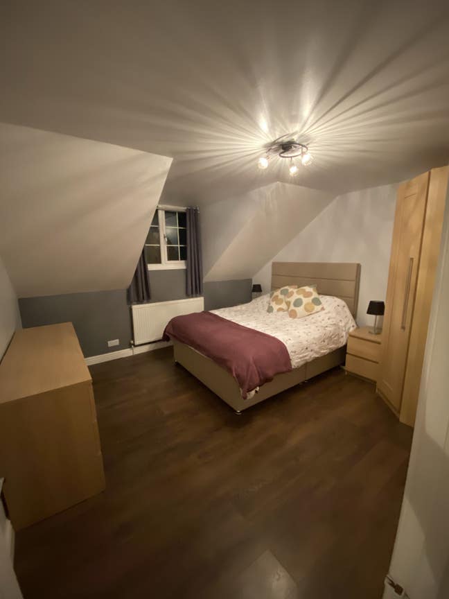 Large double room to rent in rural location. Main Photo