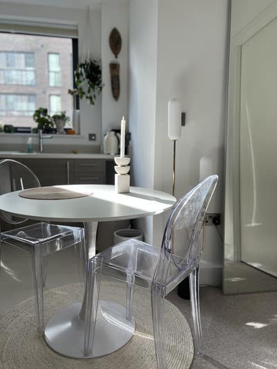 Modern Flat in Battersea  +£400 fixed for bills Main Photo