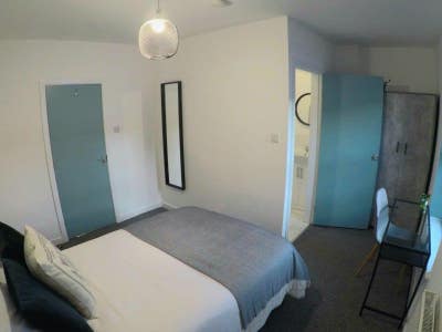 Luxury Double En-Suite Room - Welbeck Street Main Photo