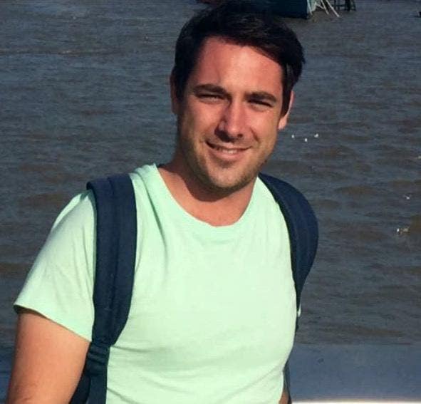 Double bedroom, en suit in a flat or studio Main Photo