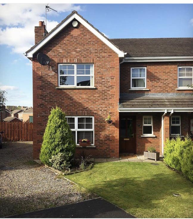 Double room available (waringstown / craigavon)..  Main Photo