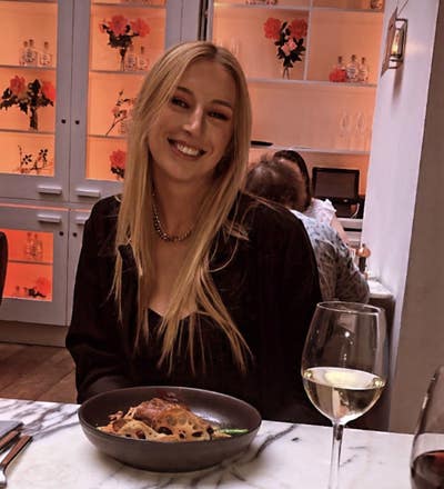 looking for double room!  Main Photo