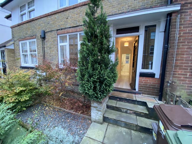 3 Bedroom house at Canada water Main Photo