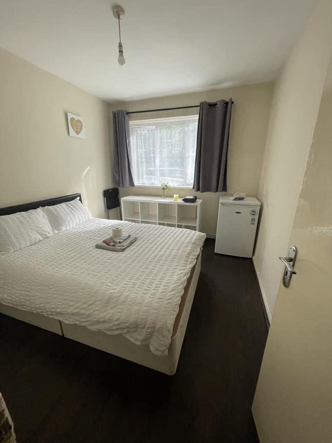 Rooms in Putney! Available Now!!! Dss only  Main Photo