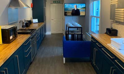 Top Quality  Room to Rent Main Photo