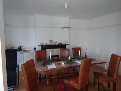 Large double bed room in stunning house in Jesmond Main Photo