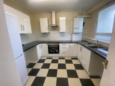 Big Room  in Paddington Available Only for 1 Month Main Photo