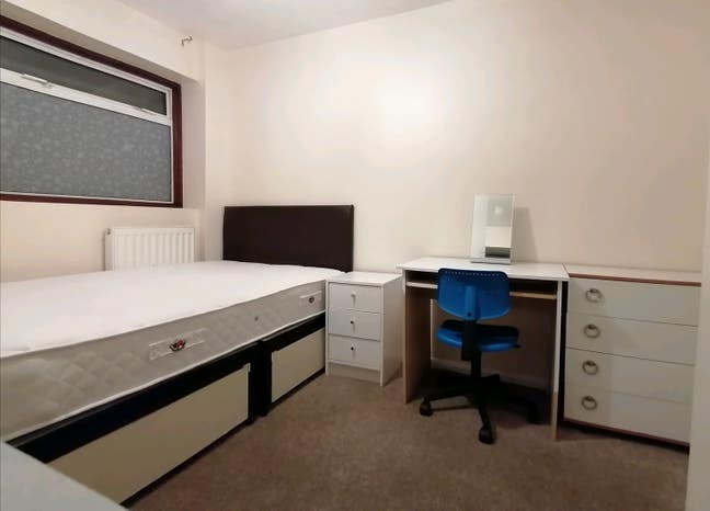 Double Rooms available 1st July Main Photo