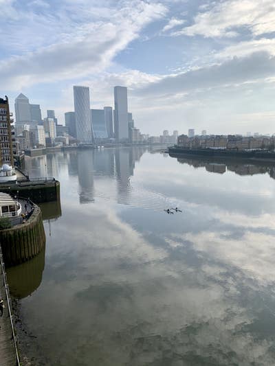 En-suite Double Room Canary Wharf Scenic Riverside Main Photo