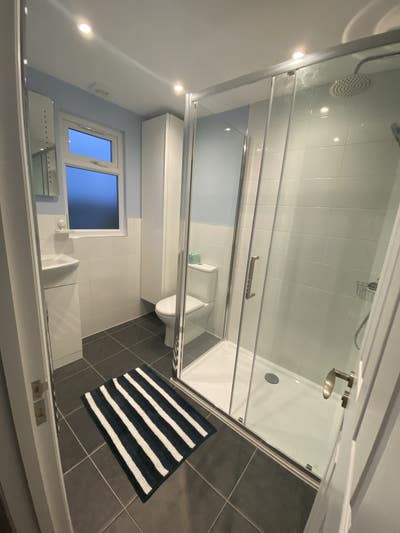 Self Contained Studio Flat for rent Main Photo