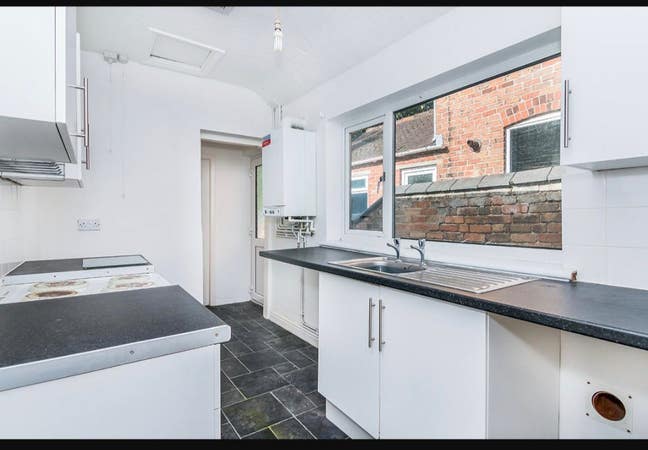 Rent- Two Bedroom House - Stoke on Trent Main Photo