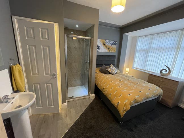 6 Bed Professional Let  available 14th Feb 26🏡  Main Photo