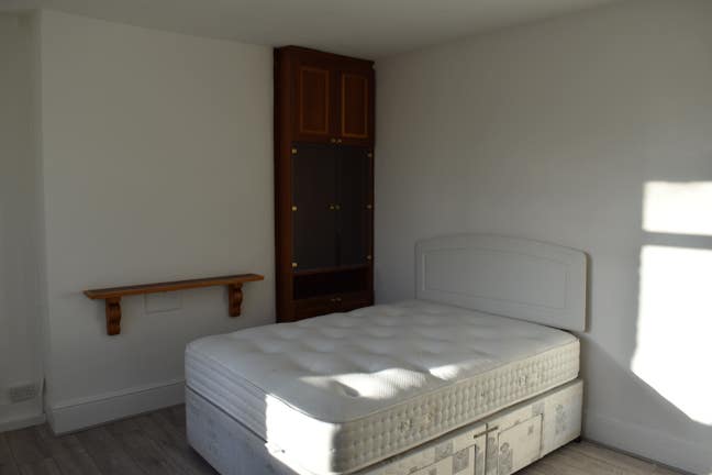ROOM TO RENT - 7 Bed Victorian House- Camberwell. Main Photo
