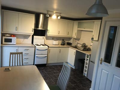  En-suite rooms available in a quiet area Main Photo