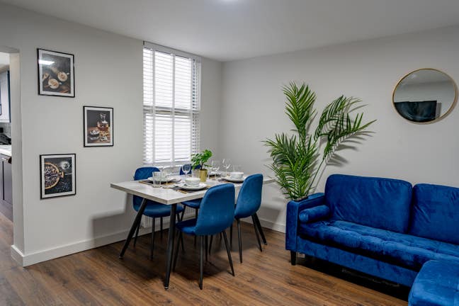 🏥 Hospital Doorstep! £0 Deposit. Double Rooms Main Photo