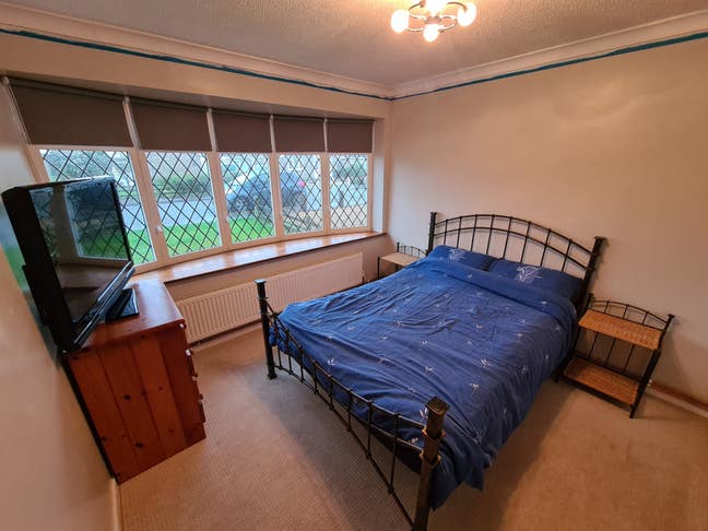 Double room available now Main Photo