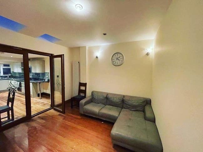 🏡 Amazing 6-Bed House in Baring Road |Bills Incl. Main Photo
