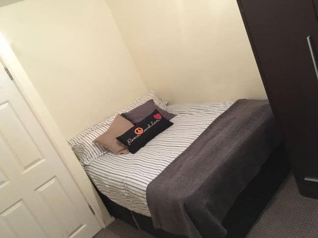 "Bethnal Green - the Last 2 Rooms Available"!! Main Photo