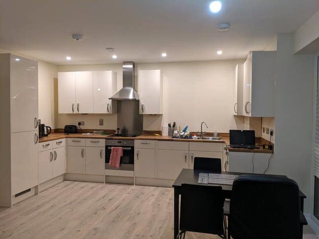 Double room in Barking.  Main Photo