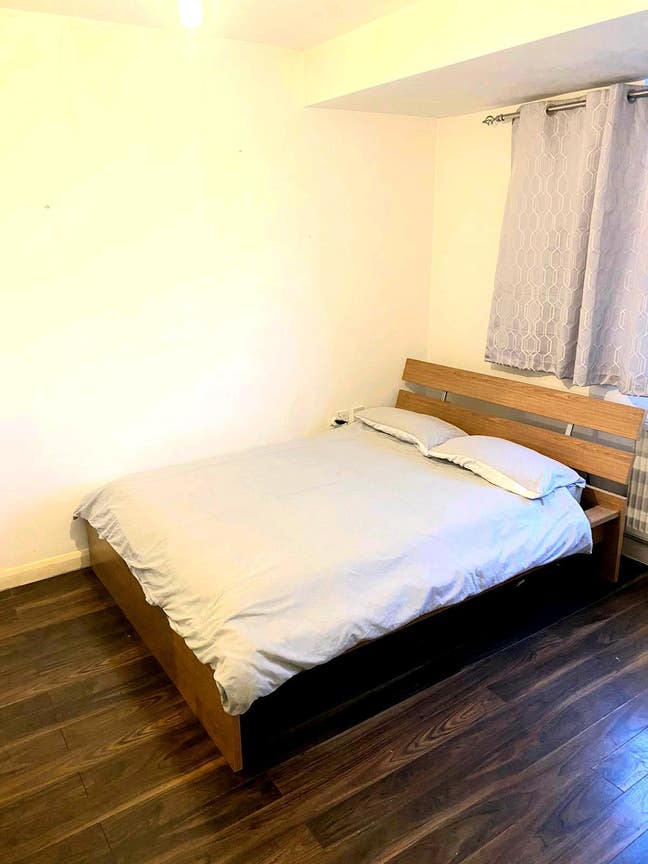 Bright Double Bedroom-All Bill's Inclusive Main Photo