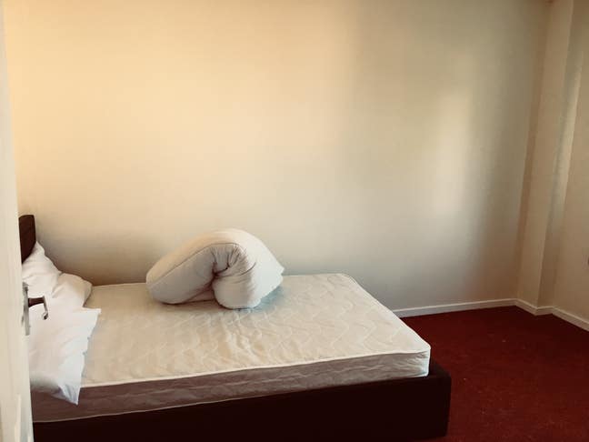 Large Double Room for Rent - Bills all included Main Photo