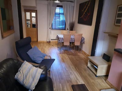 Room to let in 3 Bed House Main Photo