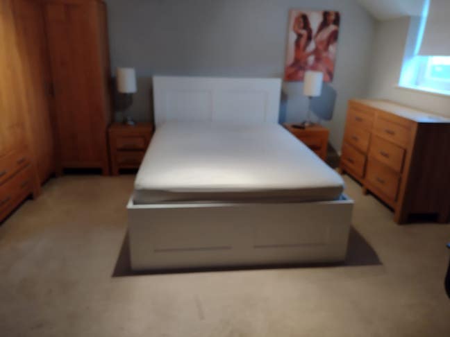 Large double en-suite bedroom Main Photo