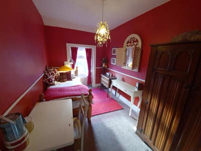 Cosy Single Room in large Georgian home Llangollen Main Photo