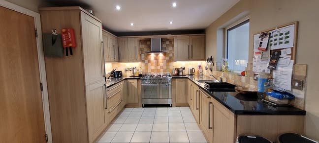 Double Ensuite Room Available earlier by agreement Main Photo