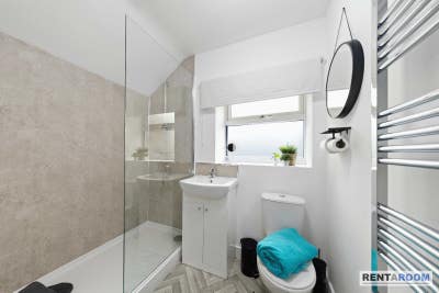 Spacious Ensuite Rooms Now Availble on Arbury Road Main Photo