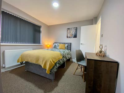 All Inclusive Double Room  - HS2 - NEC - BHX Main Photo
