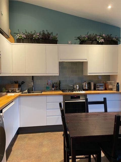 Lovely penthouse in town centre. Main Photo