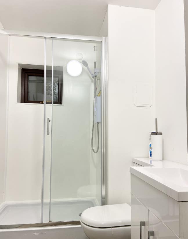 Modern Studio Flat Portswood No Deposit Main Photo